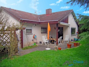 Haus mit Terrasse